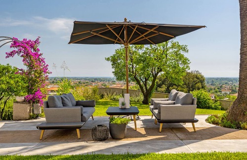 Montignoso House | Villa Alberico - Suite F With Shared Pool