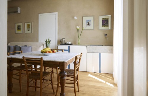 Montignoso Apartment | Villa Alberico Suite M 4pax, With A/c, Wifi, Shared Pool, Near Beach Clubs