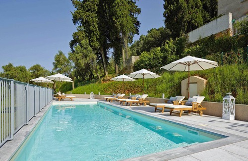 Montignoso Apartment | Villa Alberico Suite M 4pax, With A/c, Wifi, Shared Pool, Near Beach Clubs