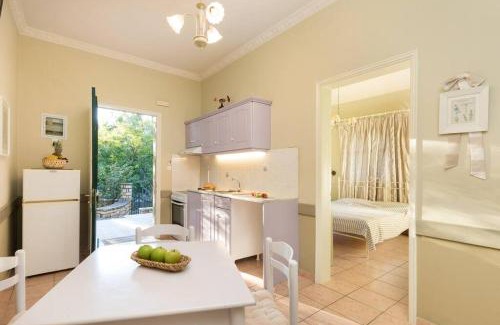 Lakones Apartment | Villa Anthoussa 4beds Family Apartment