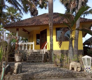 Tumbu Village Hotel | Villa Arjuna
