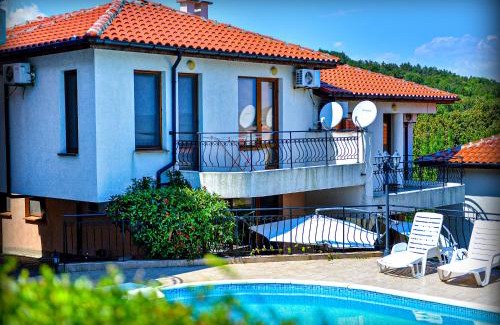 Primorsko House | Villa Aspen Guest House