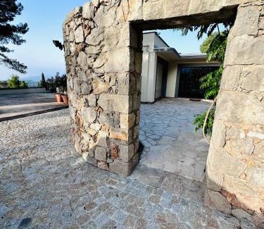 Grasse Villa | Villa atypique - Vue mer et piscine chauffée