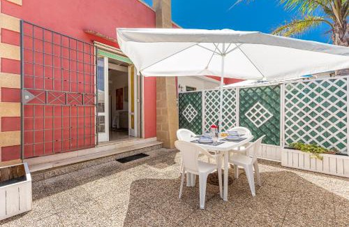 Porto Cesareo House | Villa Aurora by BarbarHouse