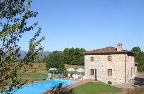 Coreglia Antelminelli Villa | Villa Azelea, stunning mountain location, large private pool with shallow end.