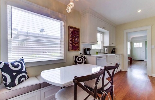 North Park Villa | Villa Barajas - Spacious, Modern Suite near Park, Zoo, Beaches