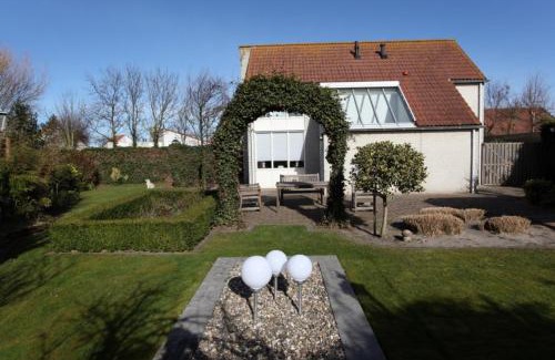 Julianadorp aan zee Villa | Villa Beach & Spa