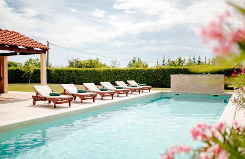 Visnjan House | Villa Begonia
