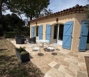 Trans-en-Provence House | Villa "belles feuilles" avec piscine et tennis