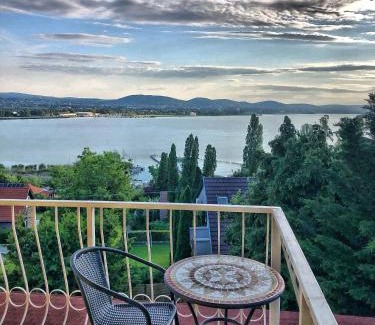 Tihany Bed & Breakfast | Villa Borostyán