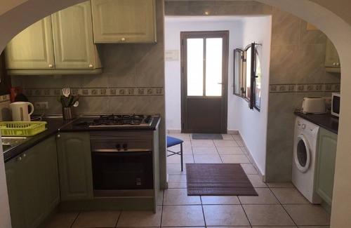 Benissa Coast Apartment | Villa Bougainvillea, Apt B (sleeps 2, 1 bedroom)