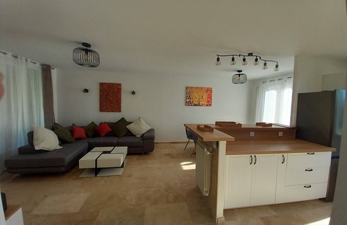 Saint-Paul-les-Fonts Villa | Villa Césarine: Sublime 4☆ property, private pool, pool house and outbuilding