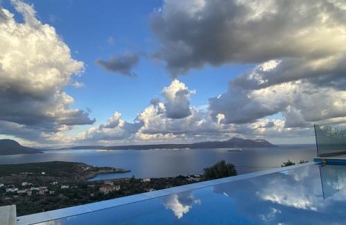 Apokoronas Villa | Villa Cassandra - A breathtaking view of Souda-Chania bay and the White Mountains