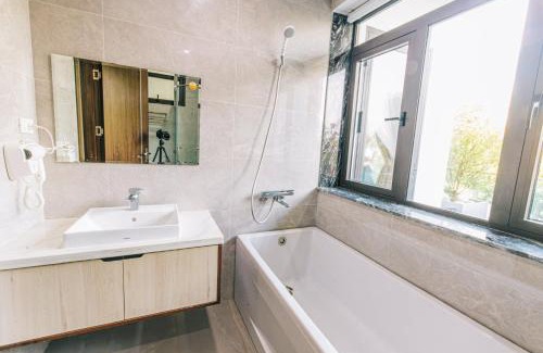 Sam Son Apartment | Villa Centrel FLC Sầm Sơn Vị Trí Gần Bãi Biển