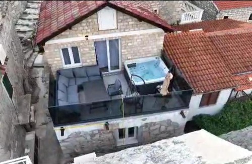 Mimice Villa | Villa Cico with jacuzzi