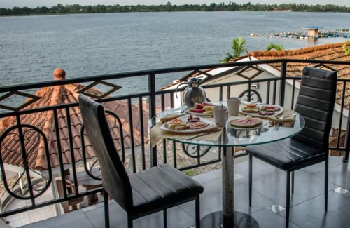 Sogakope Hotel | Villa Cisneros Resort and Spa