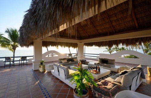 Bucerias Hotel | Villa Cobojo
