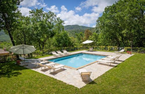 Sassetta Apartment | Villa Cresci relax in campagna toscana con piscina e animali ammessi, vicino alla strada del vino di Bolgheri