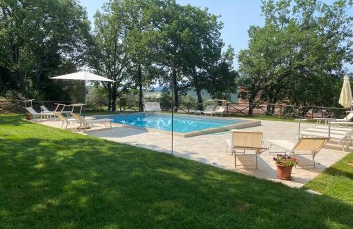 Sassetta Apartment | Villa Cresci relax in campagna toscana con piscina e animali ammessi, vicino alla strada del vino di Bolgheri