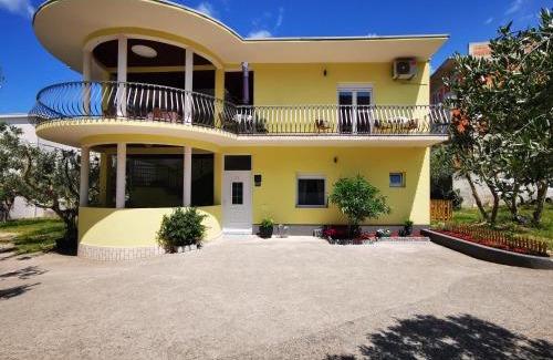 Tucepi House | Villa Dalma