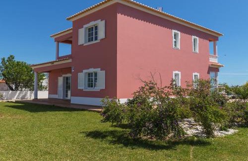 Monte Raposo Villa | Villa Das Amendoeiras by Interhome
