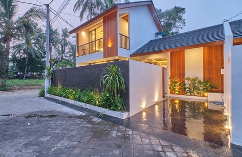 Lodtunduh Villa | Villa Dharman A1