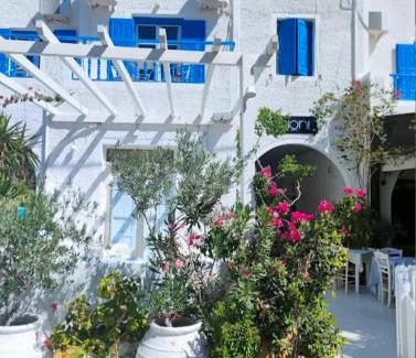 Kamari Hotel | Villa Dioni