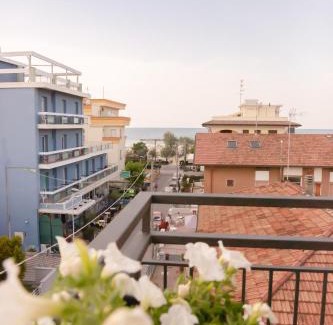 Viserba Hotel | Villa Ella by Interlux