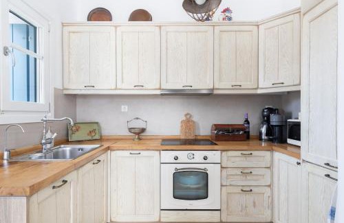 Kithnos House | Villa Fani for 4 guests