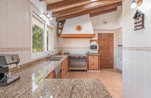 Felanitx Villa | Villa 'Finca Can Tomeu' with Mountain View, Pool, Garden, A/C & Wi-Fi