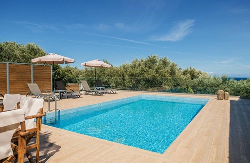 Marathias Villa | Villa Helona with private pool