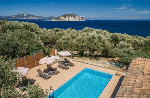 Marathias Villa | Villa Helona with private pool