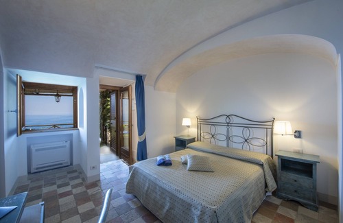 Praiano Bed & Breakfast | Villa il Frantoio and Lilmar