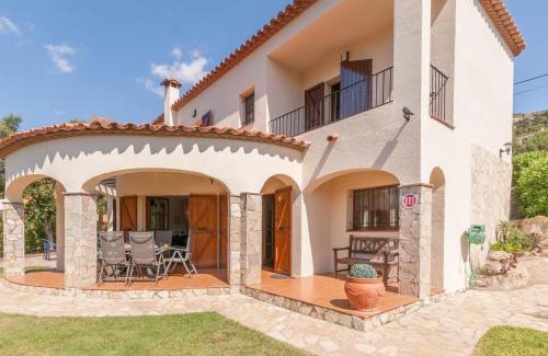 Calonge Villa | Villa in Calonge with Pool and Mountain Views
