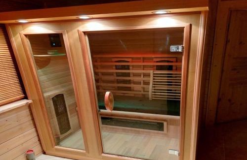 Markelo House | Villa in Forest with Private Sauna