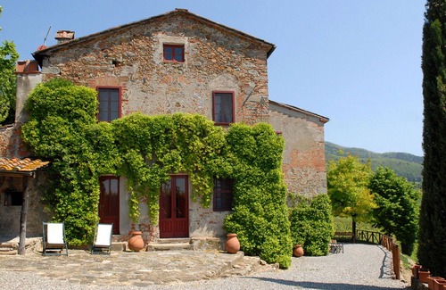 Capannori Villa | Villa in Segromigno In Monte with 6 bedrooms sleeps 12