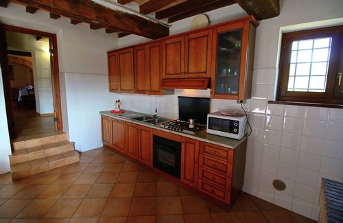 Gualdo Cattaneo Villa | Villa in Torri with Panoramic Views & Pool