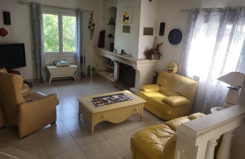 Vidauban Villa | Villa in Vidauban with Pool and BBQ Terrace