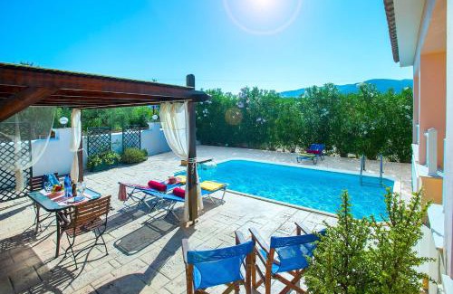 Agios Sostis Villa | Villa Jasmine Sostis by Villa Plus
