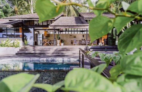 Selong Belanak Villa | Villa Kanan, Secluded Jungle Paradise