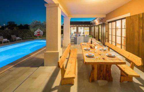 Melnica Villa | Villa Kanco by Villas Guide