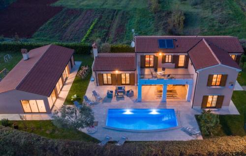 Melnica Villa | Villa Kanco by Villas Guide