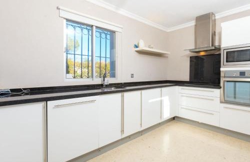 New Golden Mile Villa | Villa Las Granadillas by Interhome