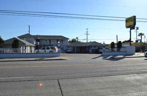 Pacoima Hotel | Villa Las Palmas Motel