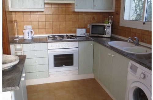 Costa Nova Villa | Villa Lavanda with stunning Communal pool, family friendly, wifi, part Aircon