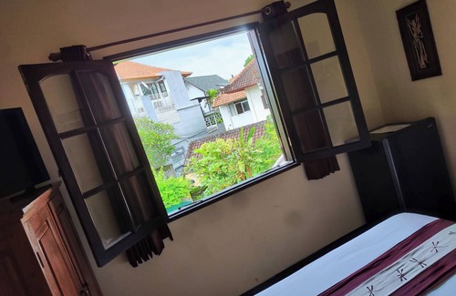 Batubelig House | Villa Layang Bulan for men