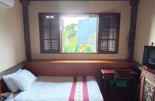 Batubelig House | Villa Layang Bulan for men