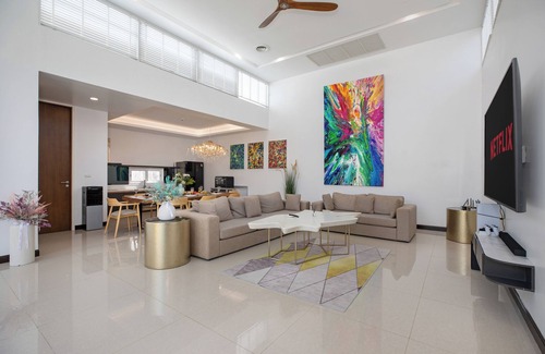 Rawai Hotel | Villa Luna - Exclusive 4BR Residence