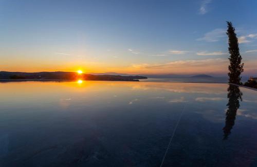 Kilada Villa | Villa Mamasana - New Magnificent Villa with Infinity Pool & Tennis!