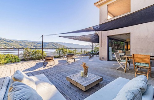 Corse-du-Sud House | Villa MARE - Waterfront, 3 Bedrooms, Sea View